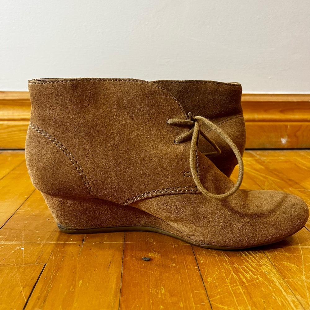 Nine West faux suede wedge ankle boots